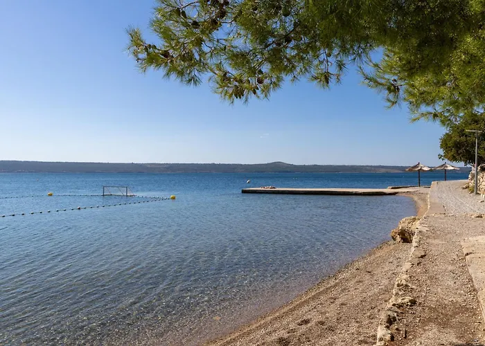 Apartmán Skroco-3 By Interhome Maslenica