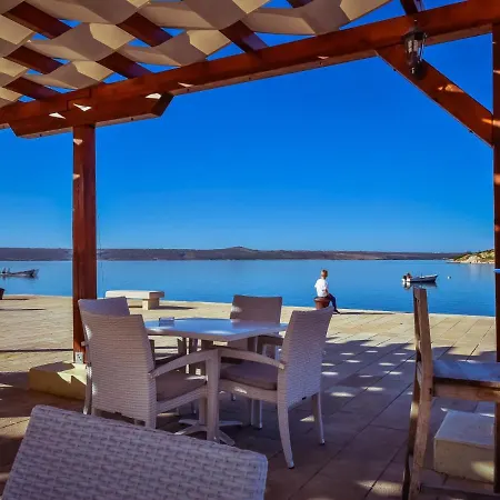 Skroco By Interhome