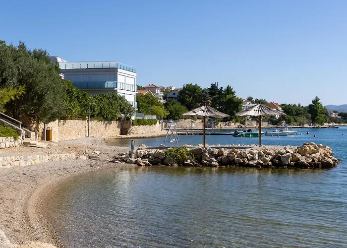 Skroco-3 By Interhome